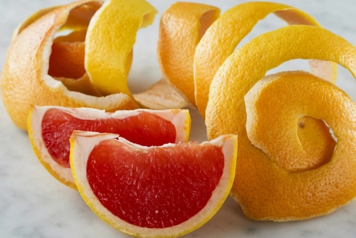 Hledali jste jen dužinu? Kůra z grapefruitu je poklad, který zkušené hospodyňky využívají na 5 překvapivých způsobů