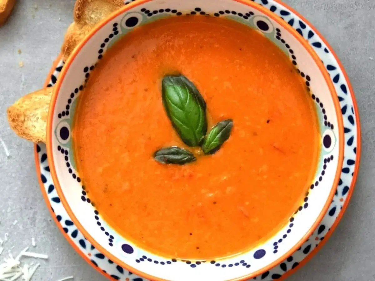 Proč už nedávám do rajčatové polévky zakysanou smetanu: Geheimtipp pro krémovost a sytost