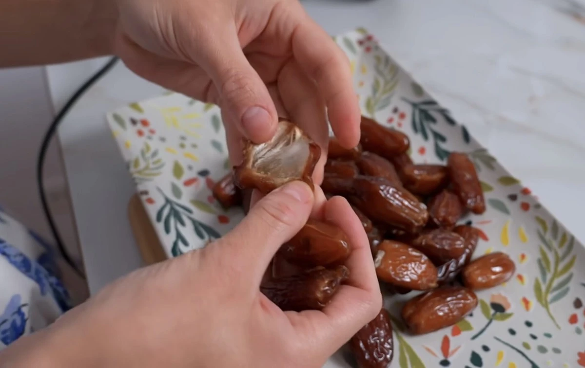 Proč vaše oblíbené datle nejsou tak zdravé, jak si myslíte: jednoduchý test, který odhalí všechno