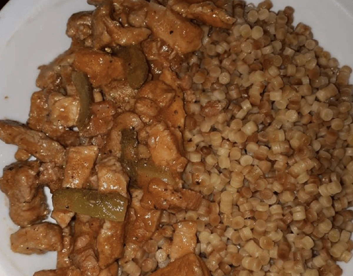 Neuvěříte, proč má babiččin perkelt tak nezapomenutelnou chuť: Tajemství je v jedné surovině, na kterou všichni zapomínají