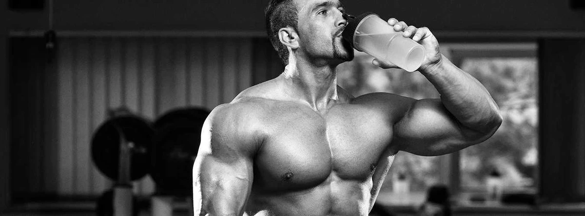 napojnanocproru-extra-1.webp Nápoj na noc pro růst svalů: Věděli jste, že to funguje během spánku? - image 1