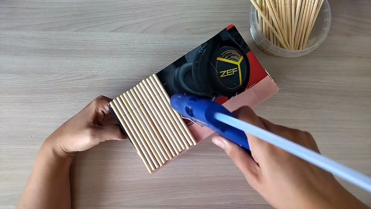 7 chytrých způsobů, jak využít hůlky od sushi v domácnosti