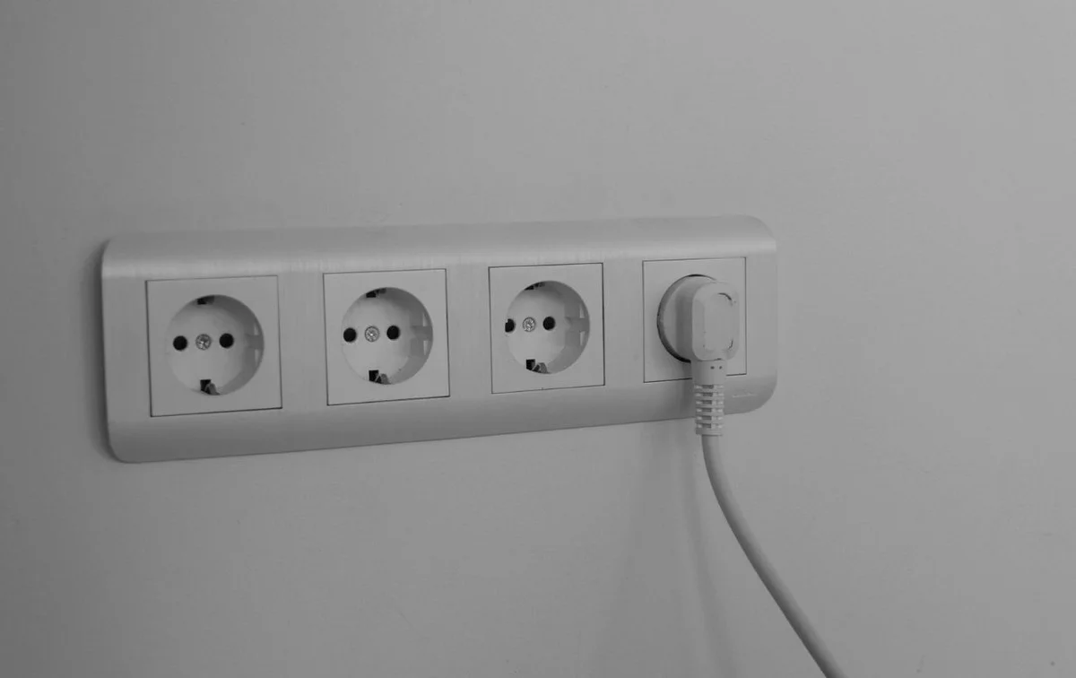 Jak zapnout spotřebiče po návratu elektřiny: chránit si své spotřebiče i domov