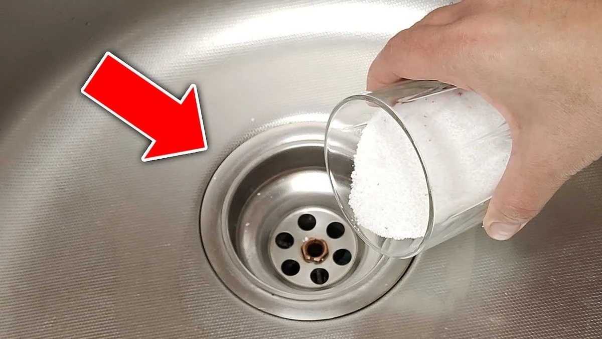 3 domácí triky na ucpané odpady, které vám ušetří peníze i nervy