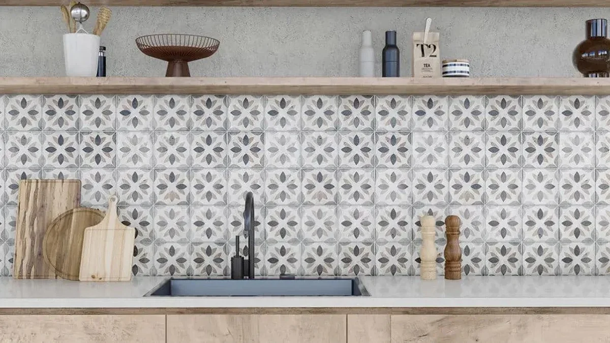 staradlazbavkuc-extra-1.webp Stará dlažba v kuchyni: skrytý poklad designérů pro rok 2026 - image 1