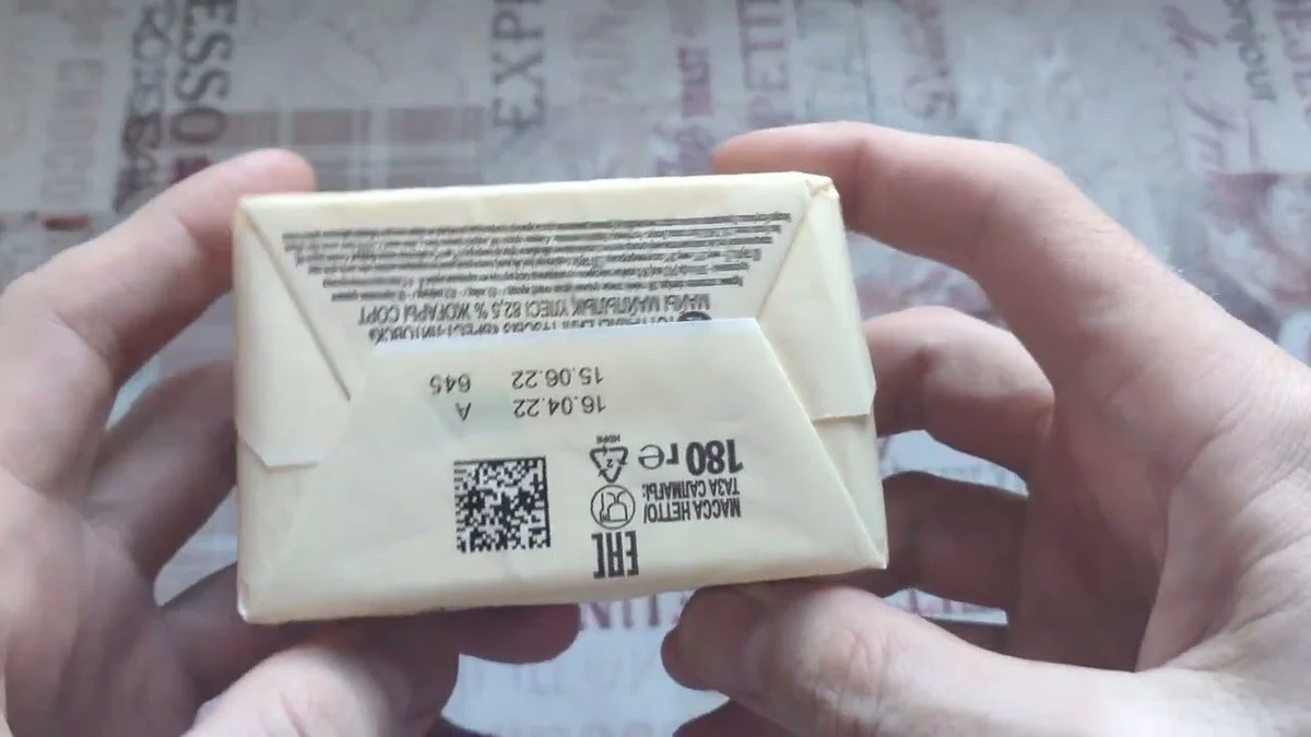 Proč moje tchýně přestala kupovat máslo v akci: 1 kostka do horké vody odhalí pravdu