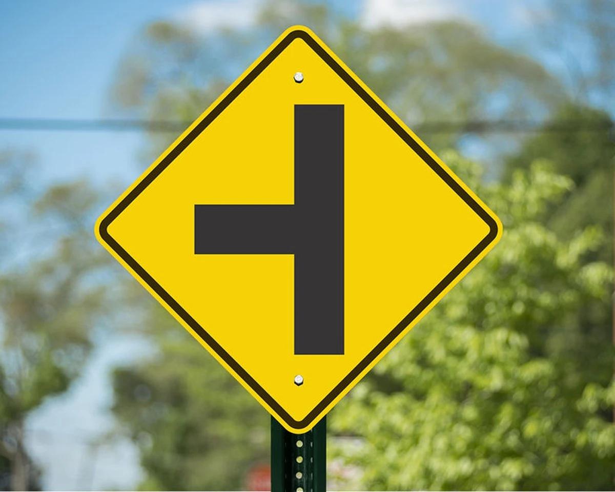 Záludná křižovatka, která potrápí i zkušené řidiče: Zvládnete ji? - image 1