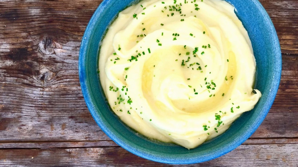 Tajemství babiččiny bramborové kaše s masovými kuličkami: Vaše rodina si zamiluje tuto 