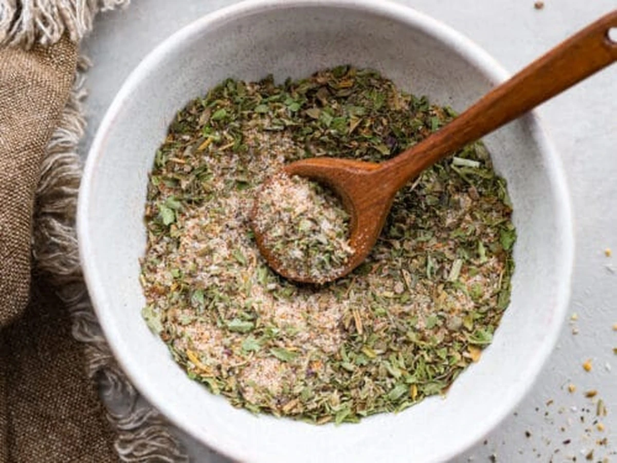 domacipolevkove-extra-1.webp Domácí polévkové koření, které vydrží rok bez konzervantů - image 1