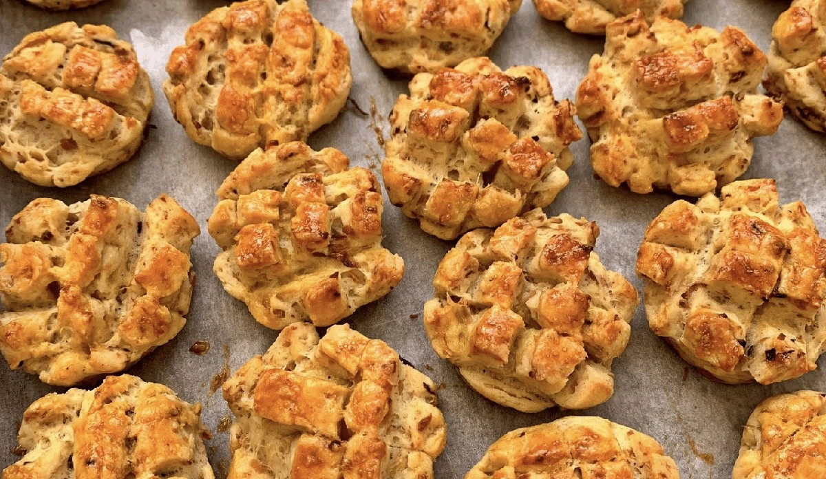 Tajemství babiččiny nadýchané kapustové placky: Prozradíme trik, který jim dodá zlatavou kůrku