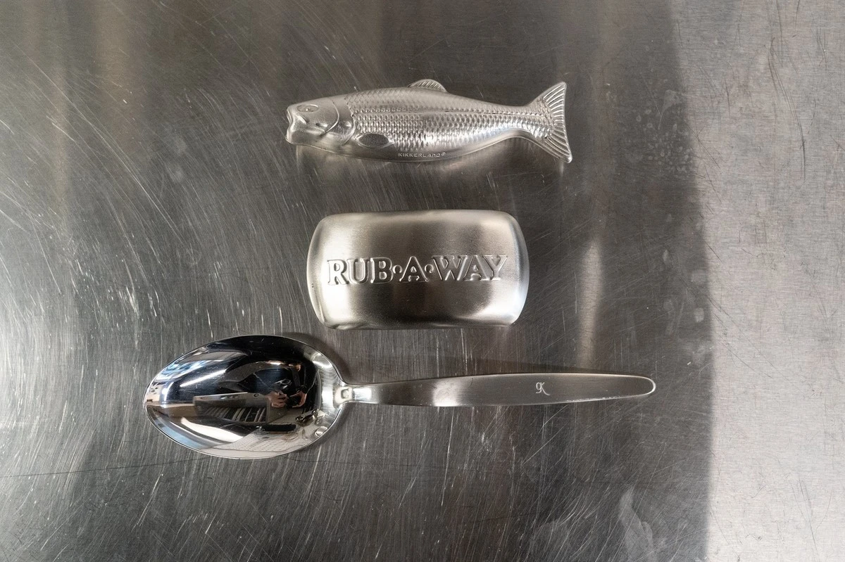 Nerezová lžíce protivůni česneku: Kouzlo z vaší kuchyně - image 1