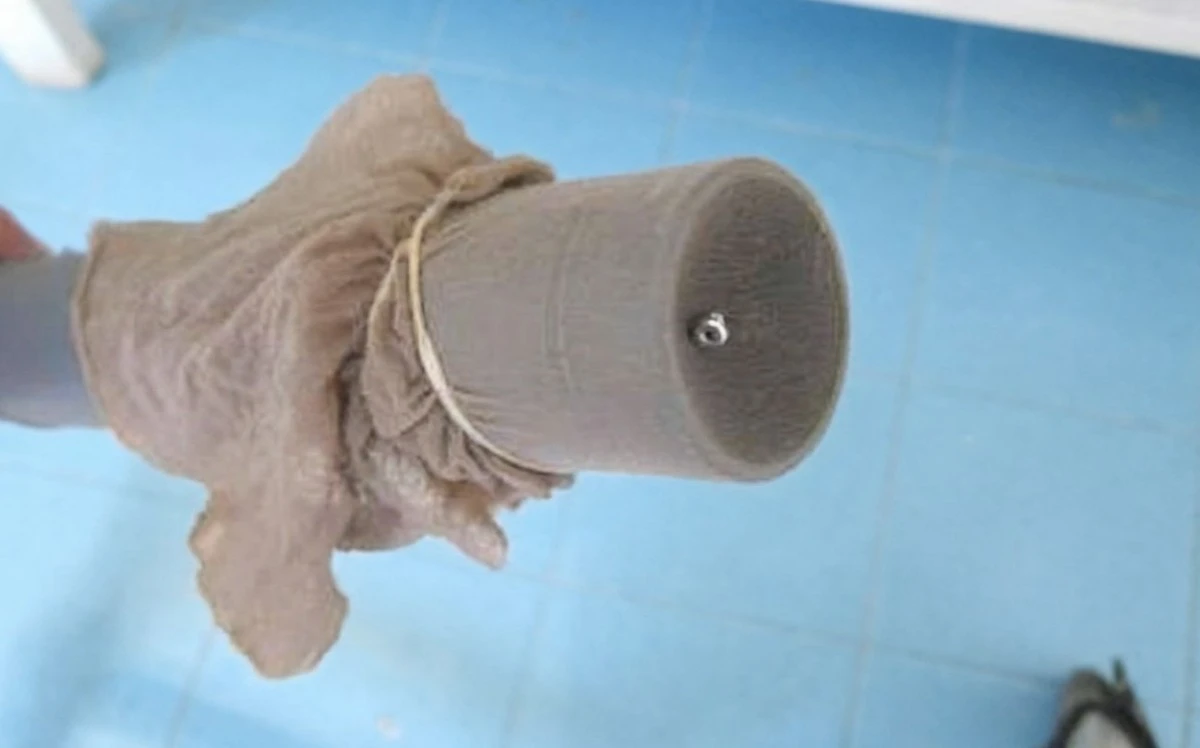 Proč nasadit na hubici vysavače starý ponožku: jednoduchý trik, který ocení každá hospodyňka