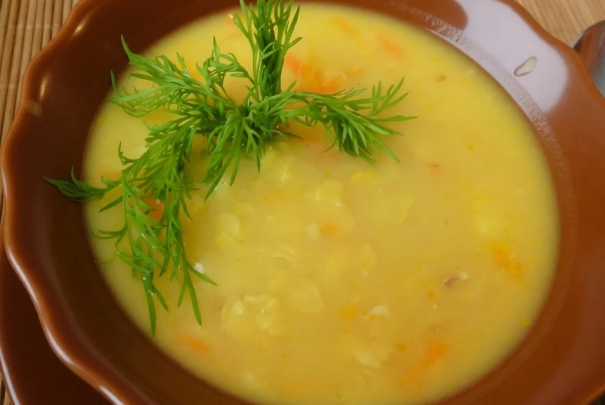 Proč váš hráškový polévka nechutná jako z restaurace: Skrytá tajemství šéfkuchařů