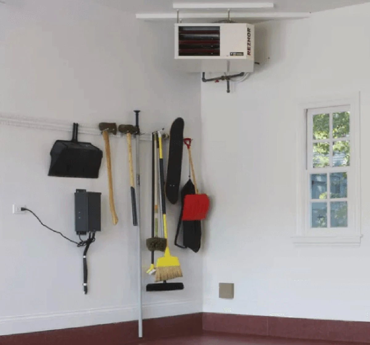 chlapnatopenivg-extra-1.webp Chlap na topení v garáži: teplo vydrží 9-10 hodin – nejlepší řešení pro kruté mrazy - image 1