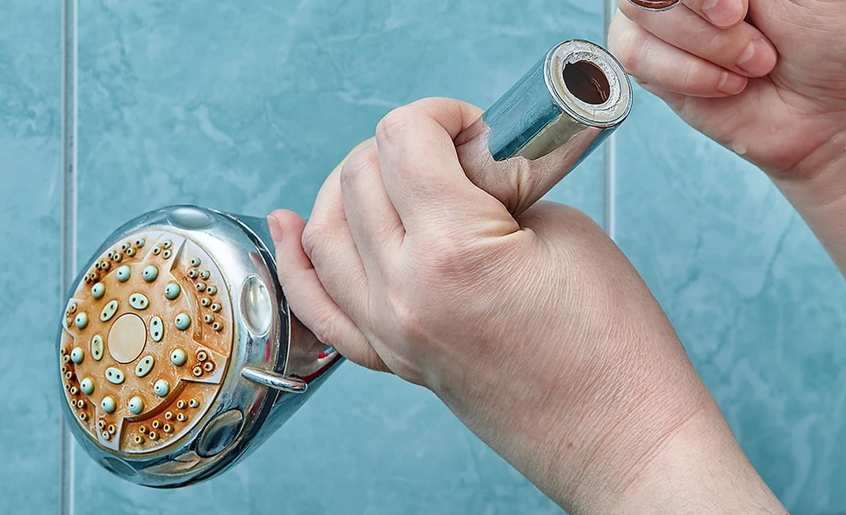 zasbzoctupovern-extra-1.webp Засіб з оцту поверне сильну струмінь душу: проста перевірка вдома - image 1