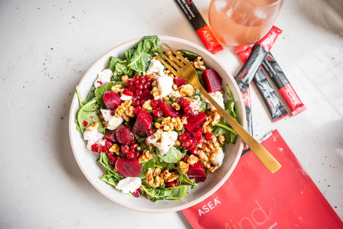 Co jíst před důležitou schůzkou pro bystrost mysli: spojení červené řepy a vlašských ořechů - image 1