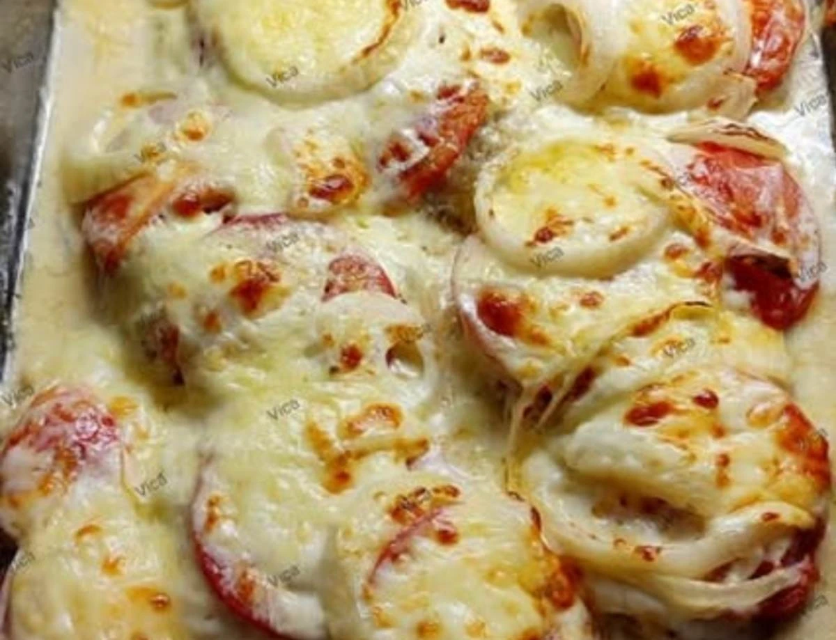 Zapomeňte na vaření: Tato vrstvená kuřecí prsa vás zachrání, když nestíháte