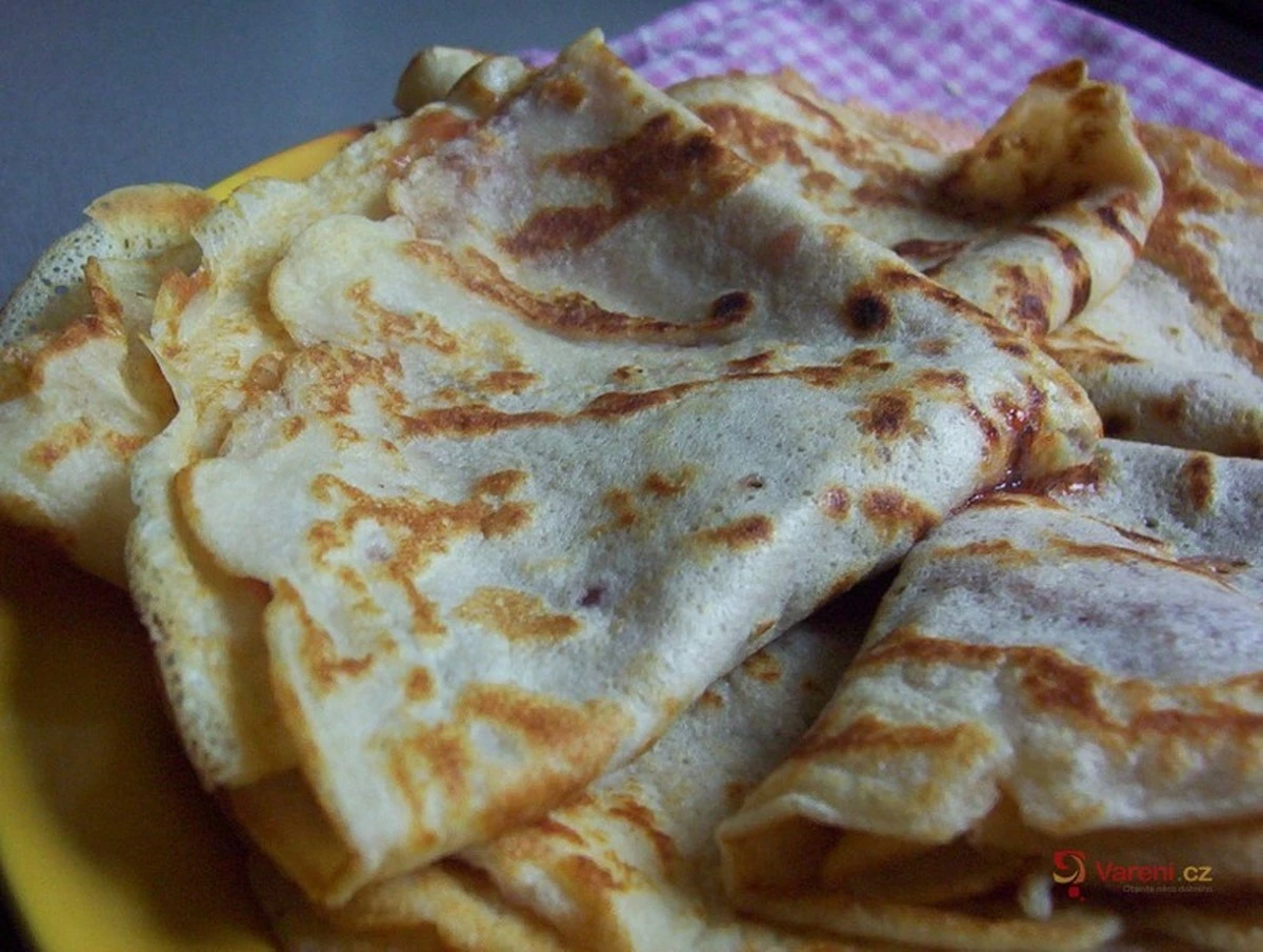 proczkusenekuch-extra-1.webp Proč zkušené kuchařky nahrazují mléko něčím jiným: Tajemství neuvěřitelně nadýchaných palačinek - image 1