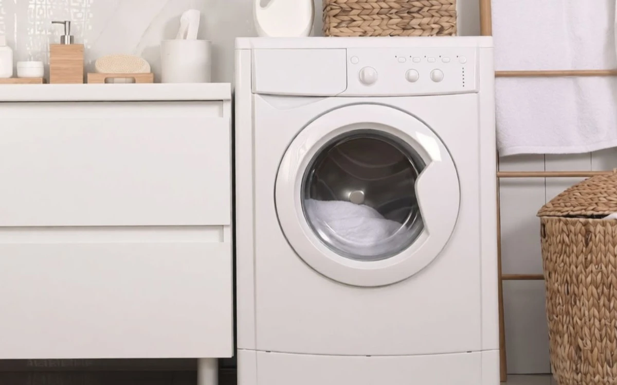 Kolik pracího prášku opravdu potřebujete: trik se lžící, o kterém nikdo nemluví