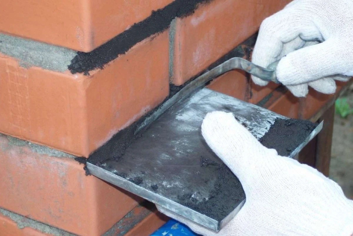 Opravte praskliny v kamnech bez tmelu: žáruvzdorný tmel ze dvou složek