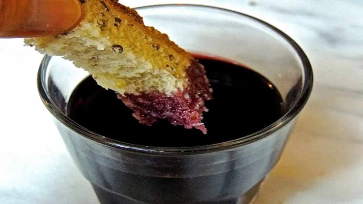 Proč vyznavači vína přidávají do své lahve starý chléb