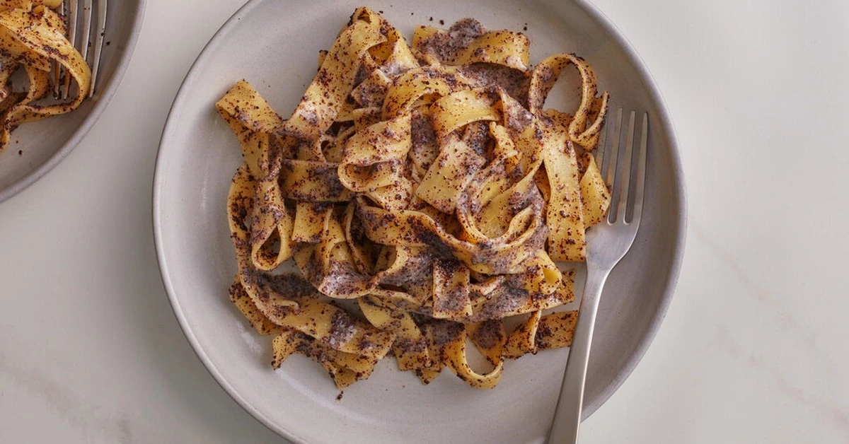 Staré maďarské pečené těstoviny s jablky a mákem: Nostalgický recept pro každý víkend - image 1