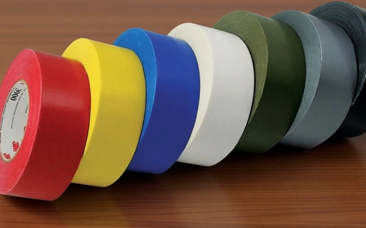 Pět překvapivých důvodů, proč je vaše elektrikářská páska k ničemu. Co děláte špatně.